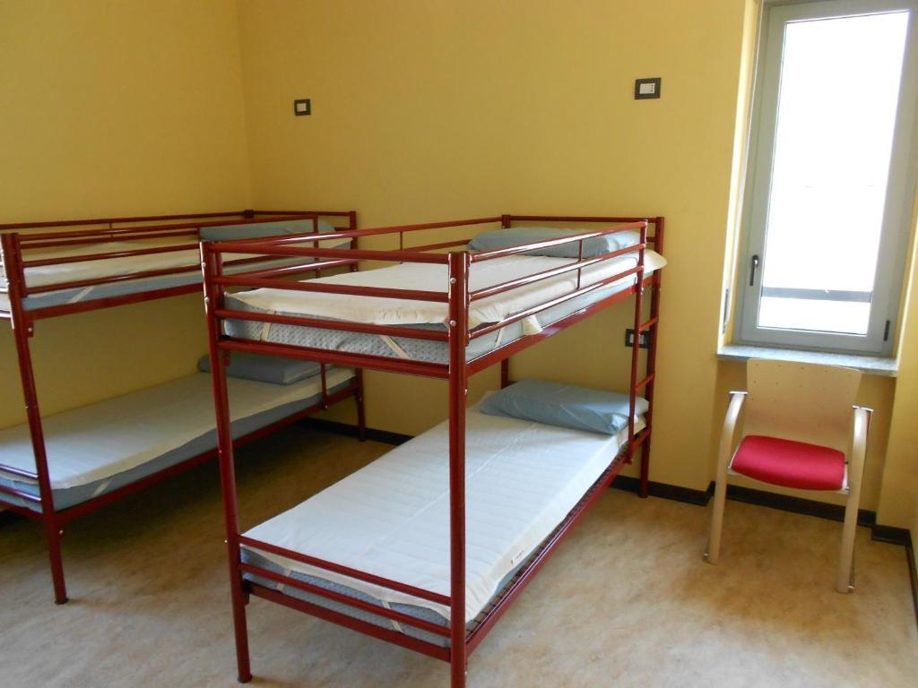 Ostello Di Saronno - Malpensa Hostel Quarto foto